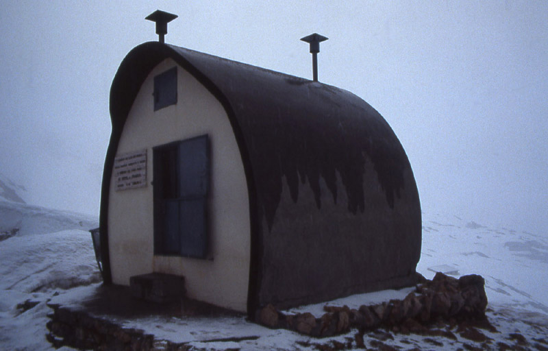 Rifugi e Bivacchi d''Italia.......