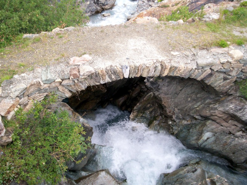 Rifugio Benevolo e lago di Golletta