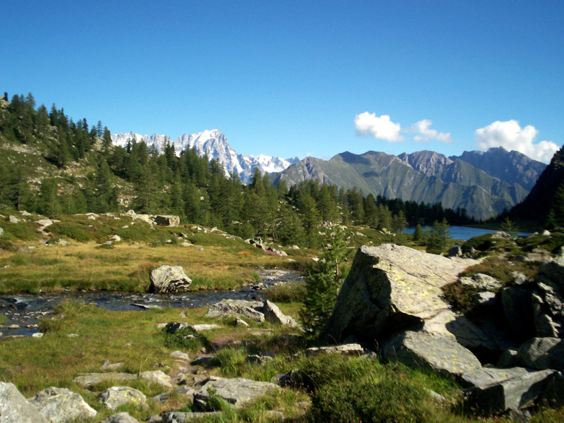 Lago d''Arpy - Lago di Pietra Rossa e Col d''Armaran