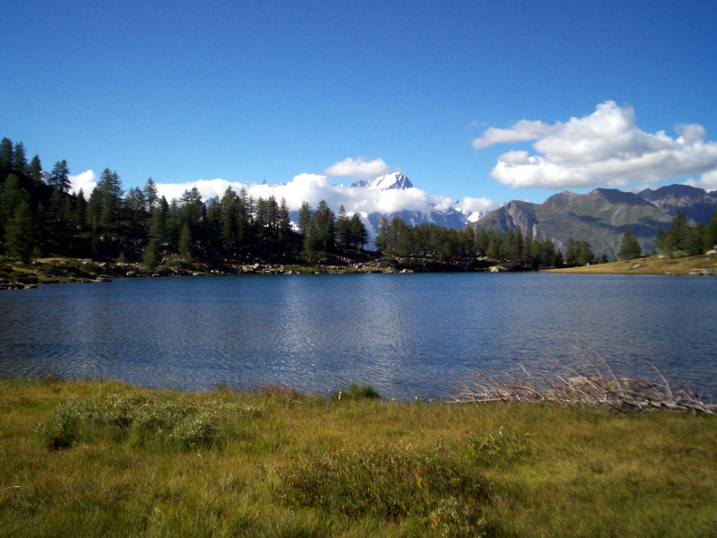 Lago d''Arpy - Lago di Pietra Rossa e Col d''Armaran