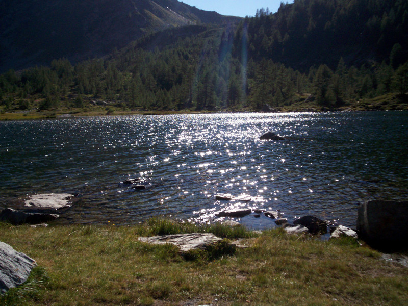 Lago d''Arpy - Lago di Pietra Rossa e Col d''Armaran