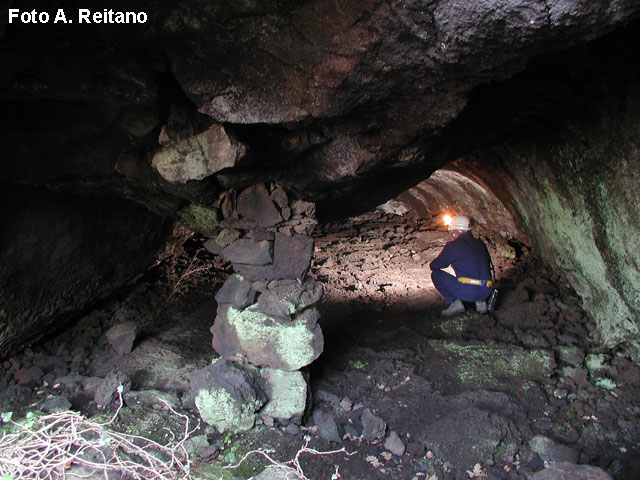 Una grotta vulcanica...inedita!