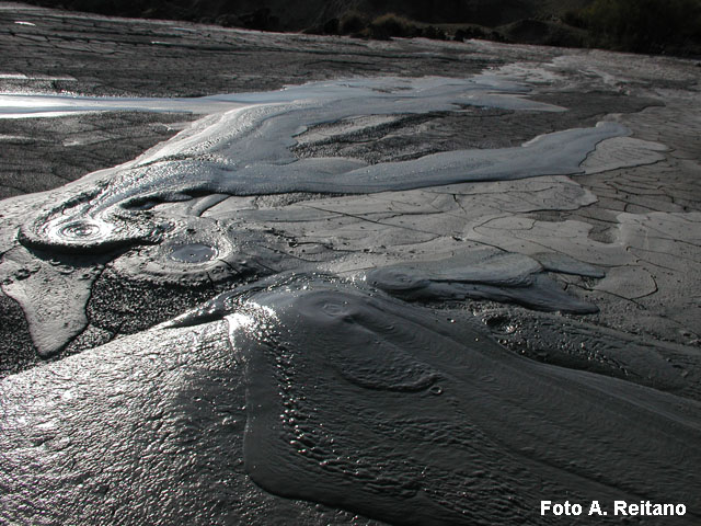 Salinelle (Etna sud-occidentale)