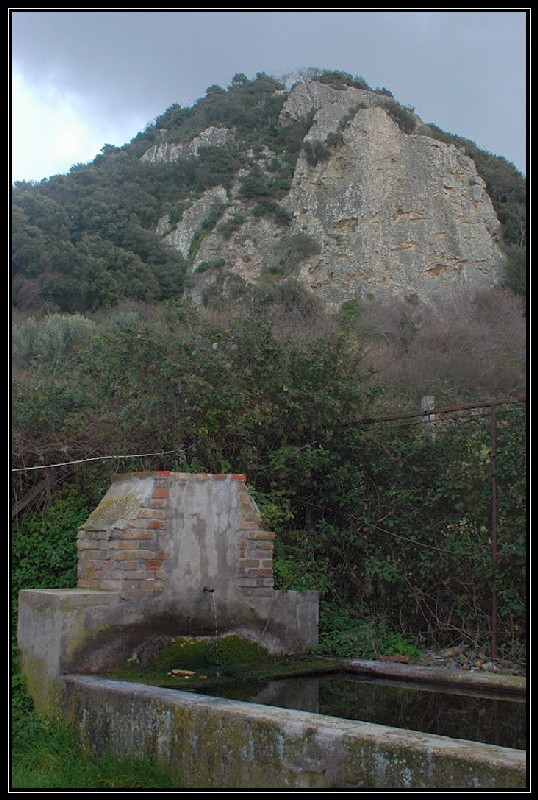 Il borgo di Sasso e dintorni