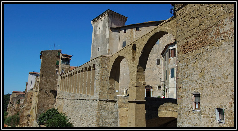 Pitigliano