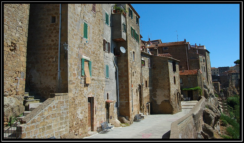 Pitigliano