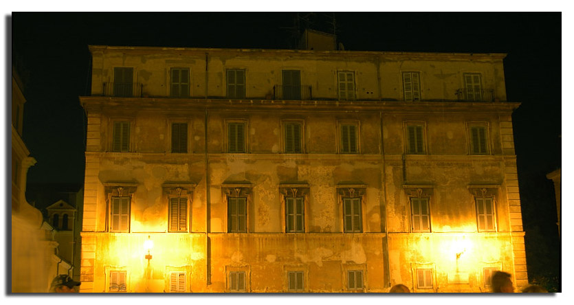 Roma Trastevere by night and black and white