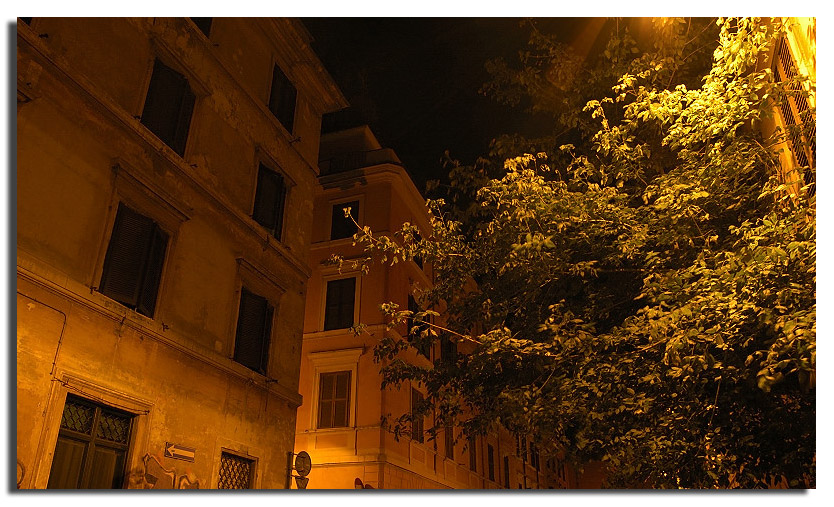 Roma Trastevere by night and black and white