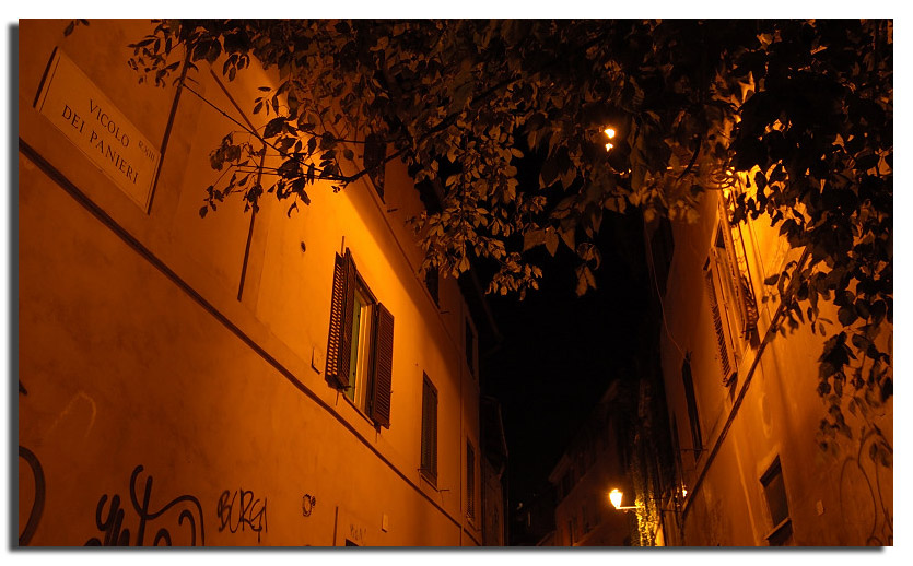 Roma Trastevere by night and black and white