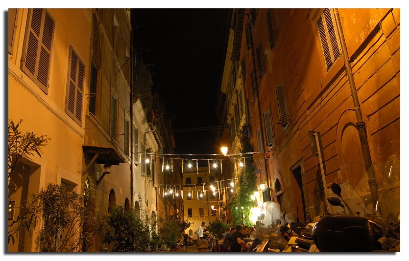 Roma Trastevere by night and black and white